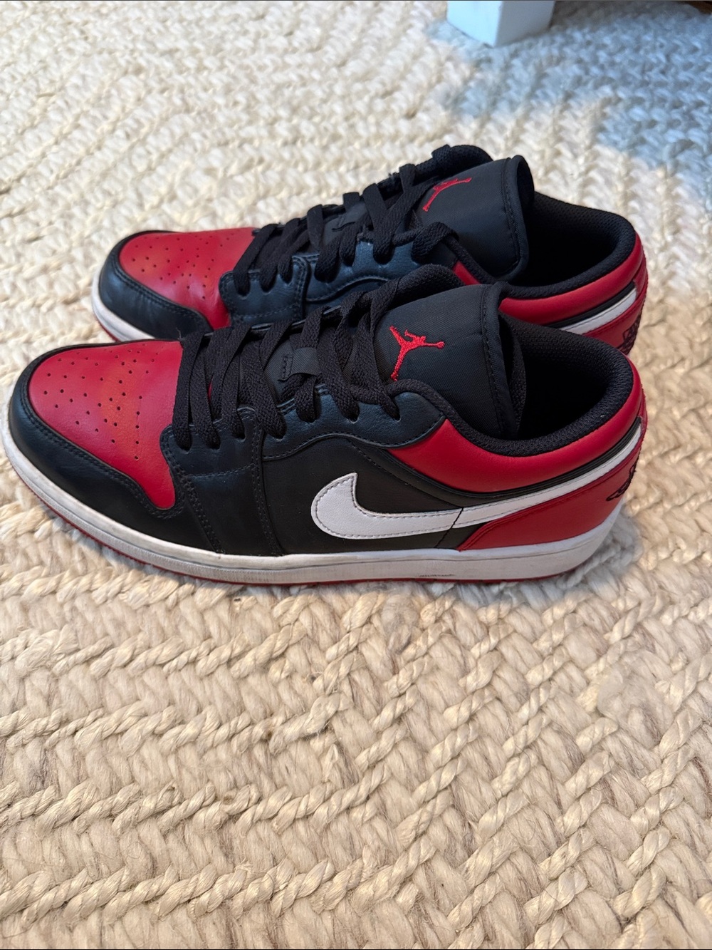 Jordan Low-Top Sneakers in Black, Red & White